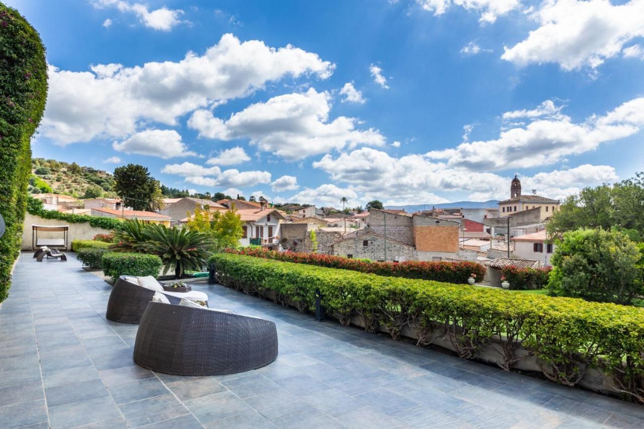 Borgo Antico XIX Sec. Panzió Gesturi Kültér fotó