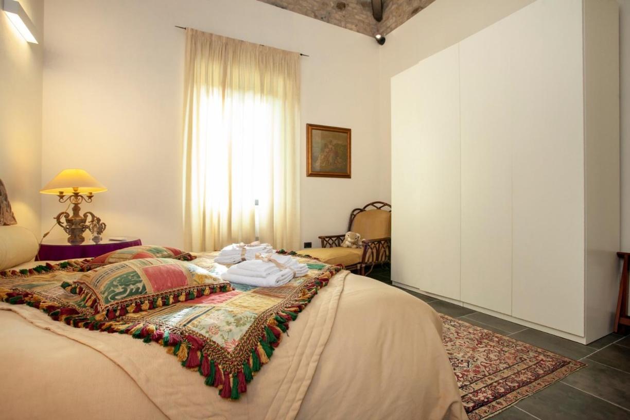 Borgo Antico XIX Sec. Panzió Gesturi Kültér fotó